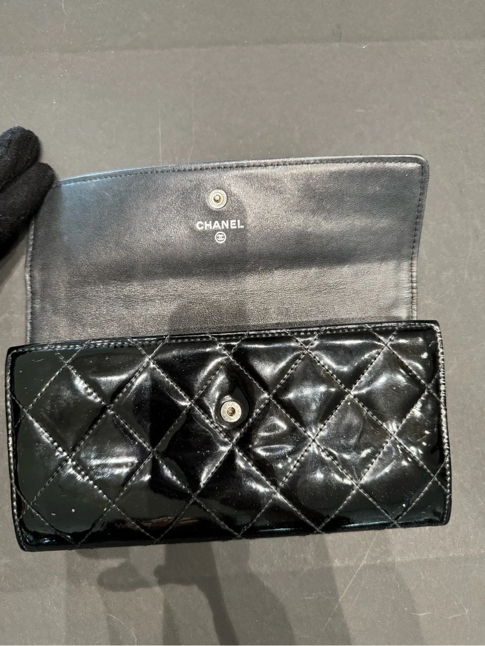 CHANEL WALLET Black Quilted Patent Leather Long wallet with Silver CC